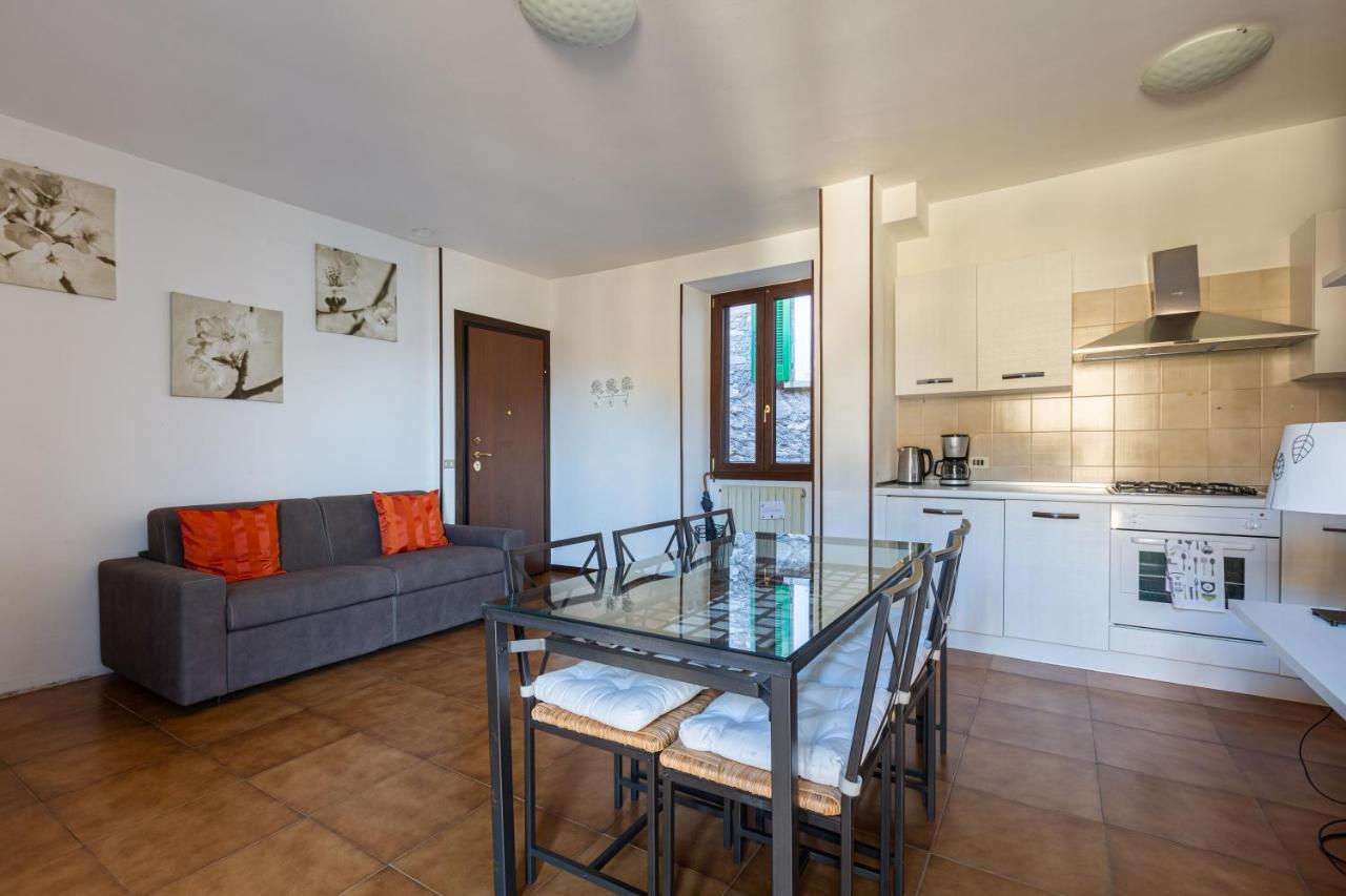 Mysa Properties - Casa Chicca, Flat With Lake View Terrace Perledo Bagian luar foto