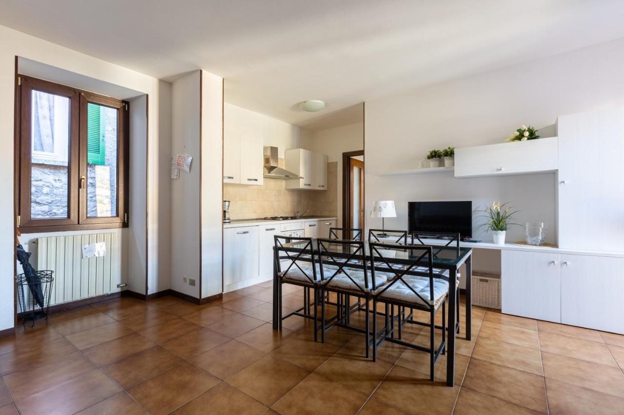 Mysa Properties - Casa Chicca, Flat With Lake View Terrace Perledo Bagian luar foto
